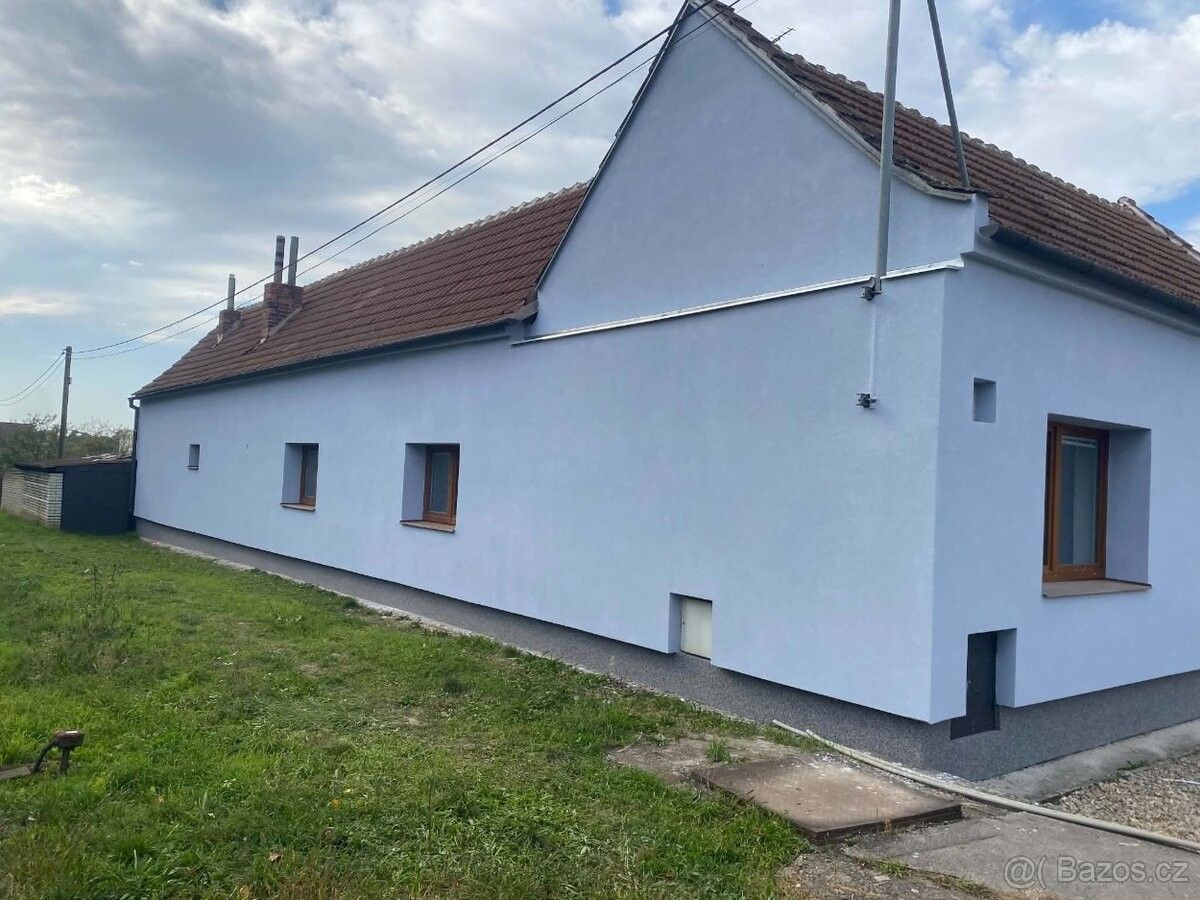 Pronájem rodinný dům - Vnorovy, 696 61 - 1