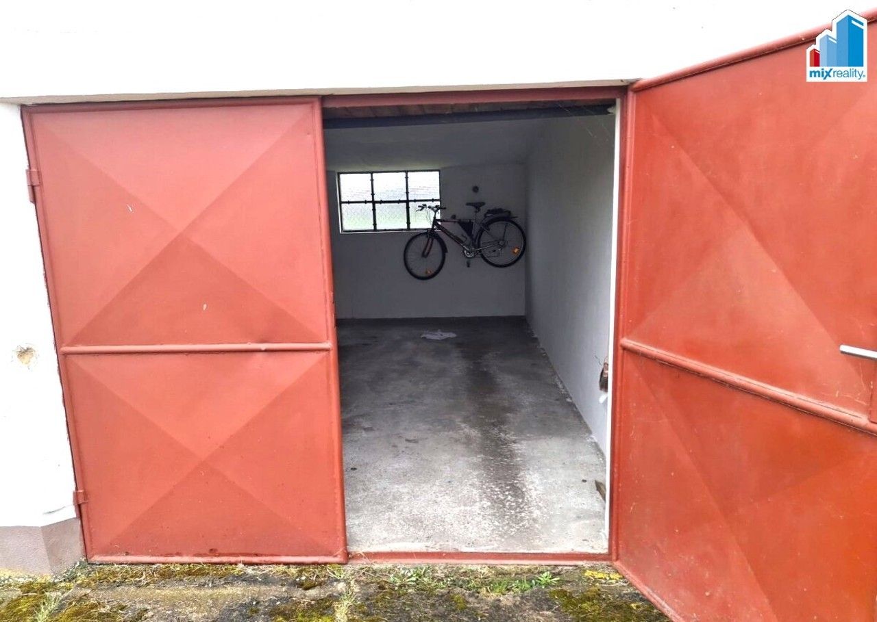 Garáže, Nádražní, Heřmanova Huť, 24 m² - 1
