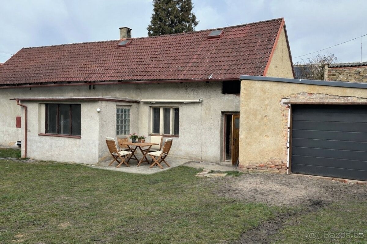 Rodinné domy, Zásmuky, 281 44