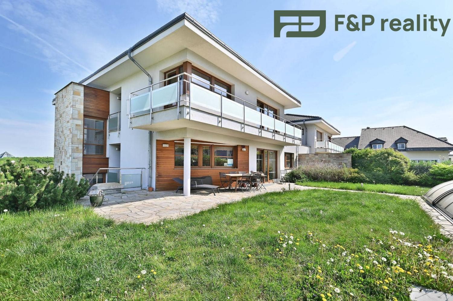 Vila · 412 m² · Rozdělovská, Praha - 3