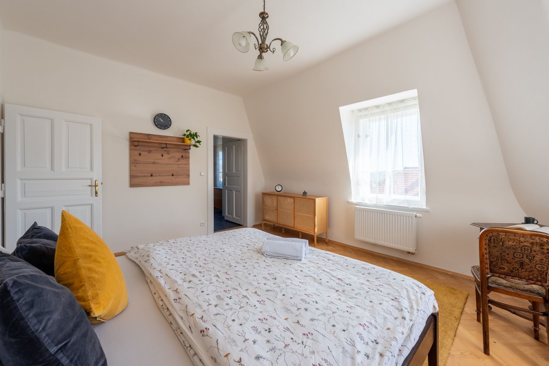 Byty, Lomená, Praha - Střešovice, 105 m² - 2