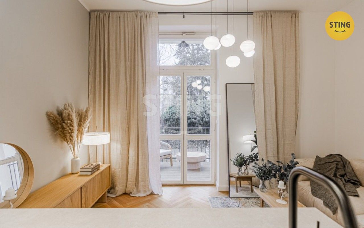 2+kk, náměstí Bratří Synků, Praha, 51 m²