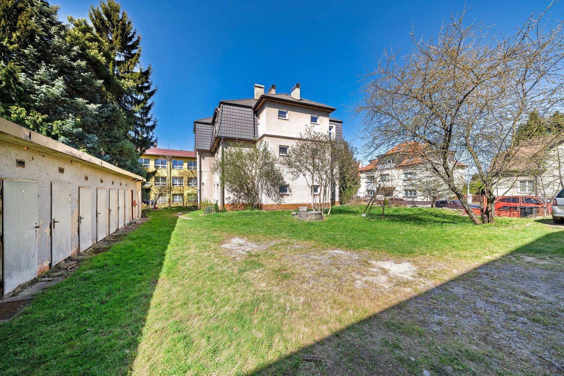 Pozemek pro bydlení, 951 m²