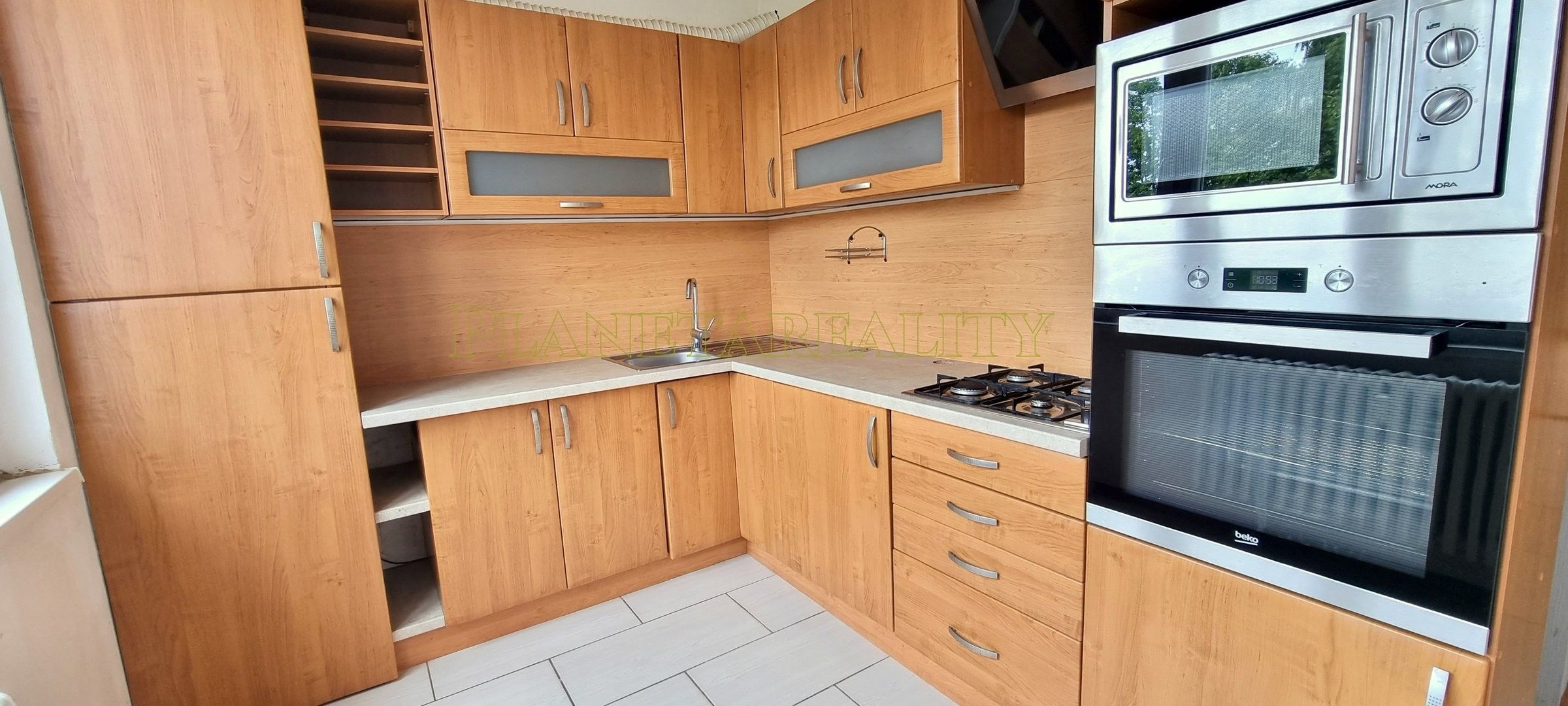 4+1, Plešivecká, Karlovy Vary, 77 m²