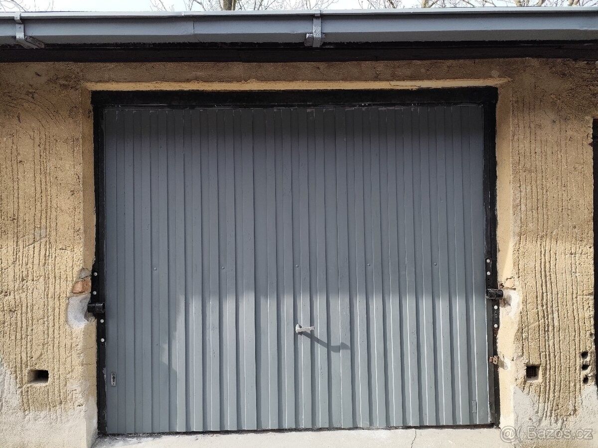 Garáže, Praha, 150 00