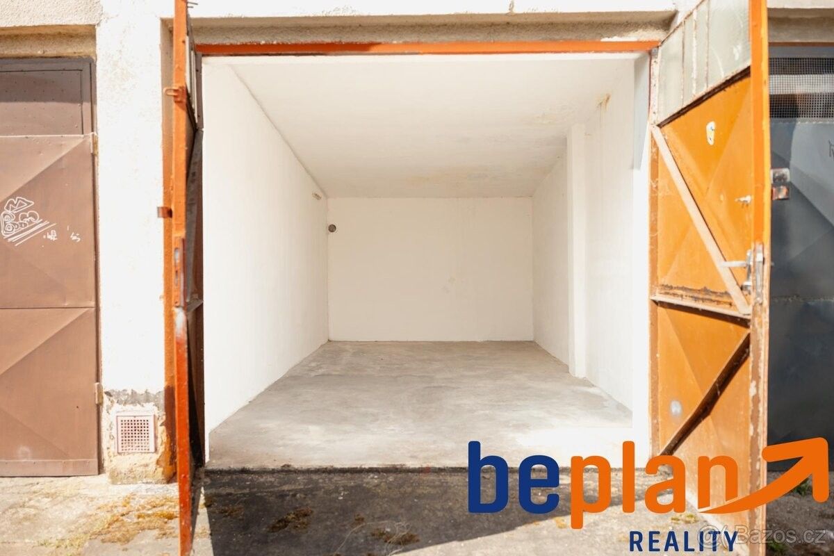 Prodej garáž - Praha, 196 00