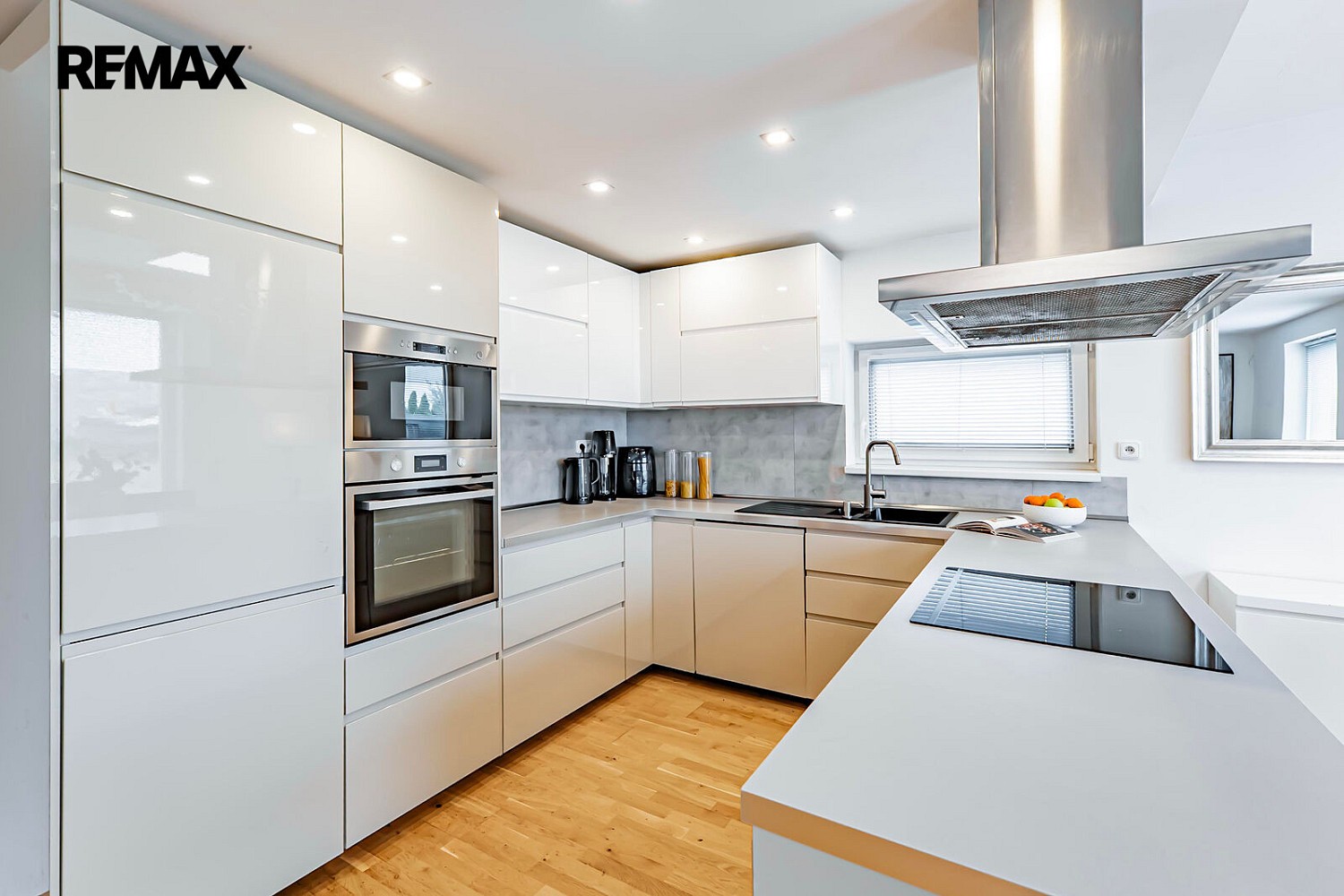 Rodinný dům · 180 m² · Sněžná, Veleň - Mírovice, okres Praha-východ - 3