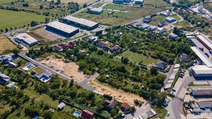 Prodej pozemek pro bydlení - Brněnská, Dobšice, 758 m²