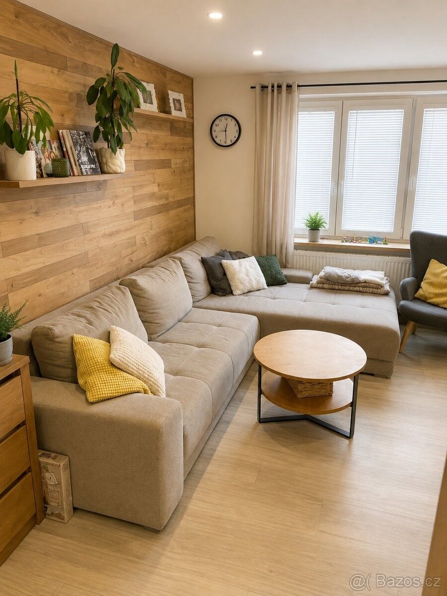 Byty, Lužice u Hodonína, 696 18 - 1
