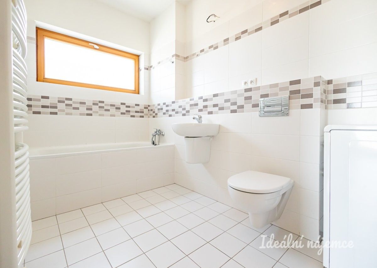 Byt 2+kk · 56 m² · Generála Šišky, Praha - 3