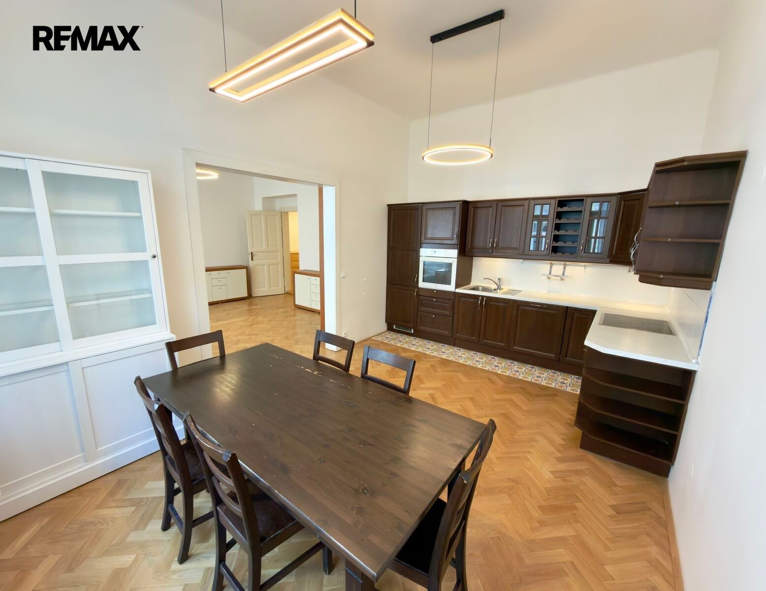Pronájem byt 3+1 - Pštrossova 218, Praha Nové Město, 94 m² - 5