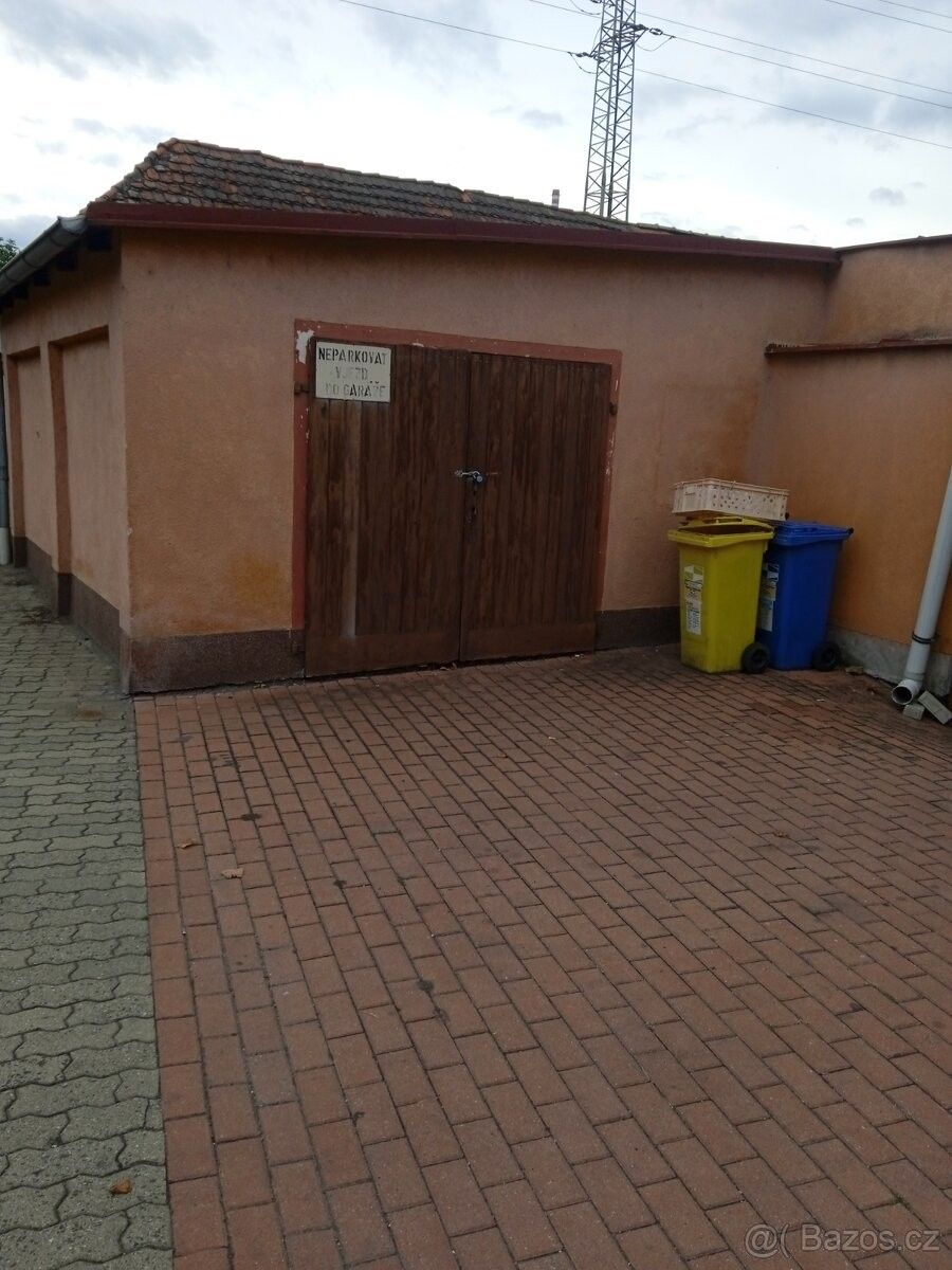 Garáže, Trmice, 400 04 - 1