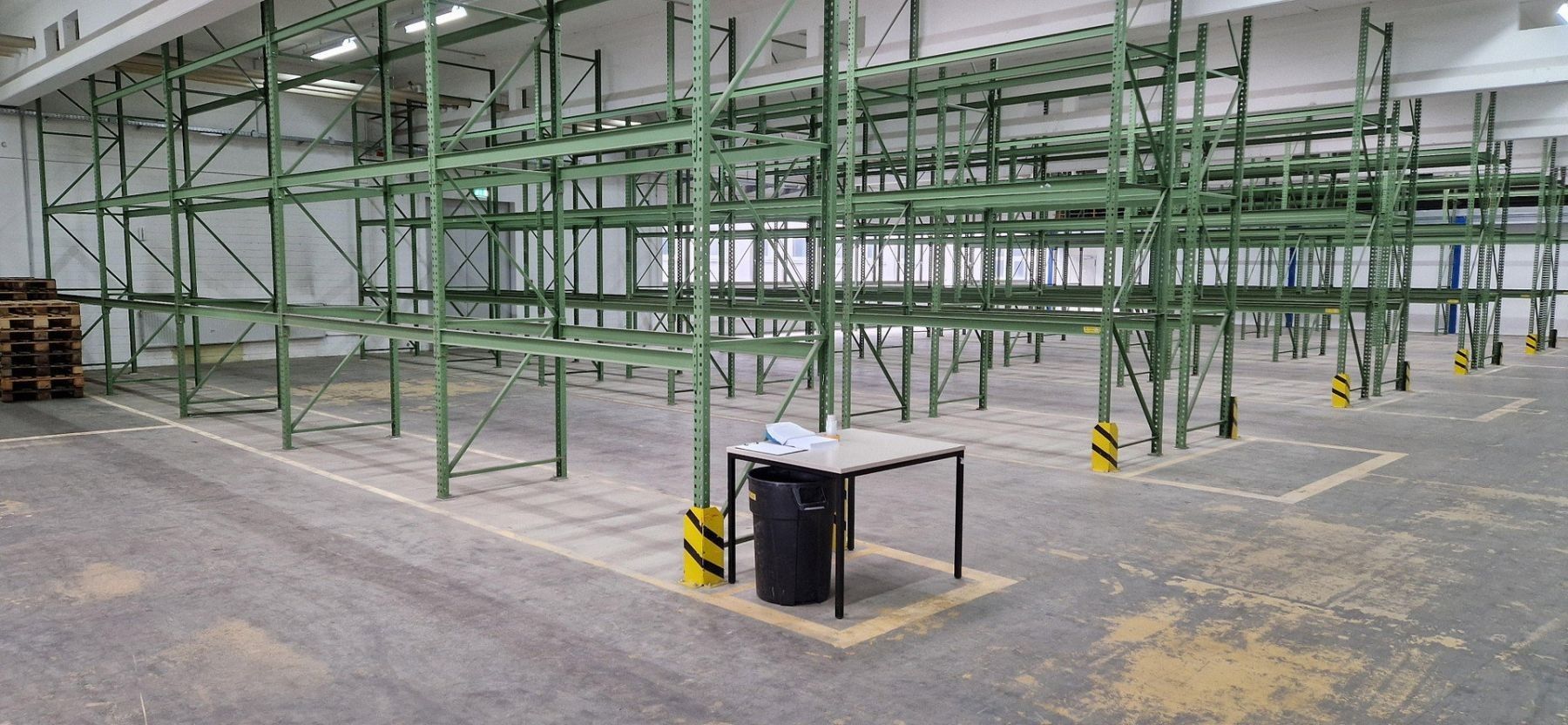Obchodní prostory, , Bavorsko, 2 000 m² - 1