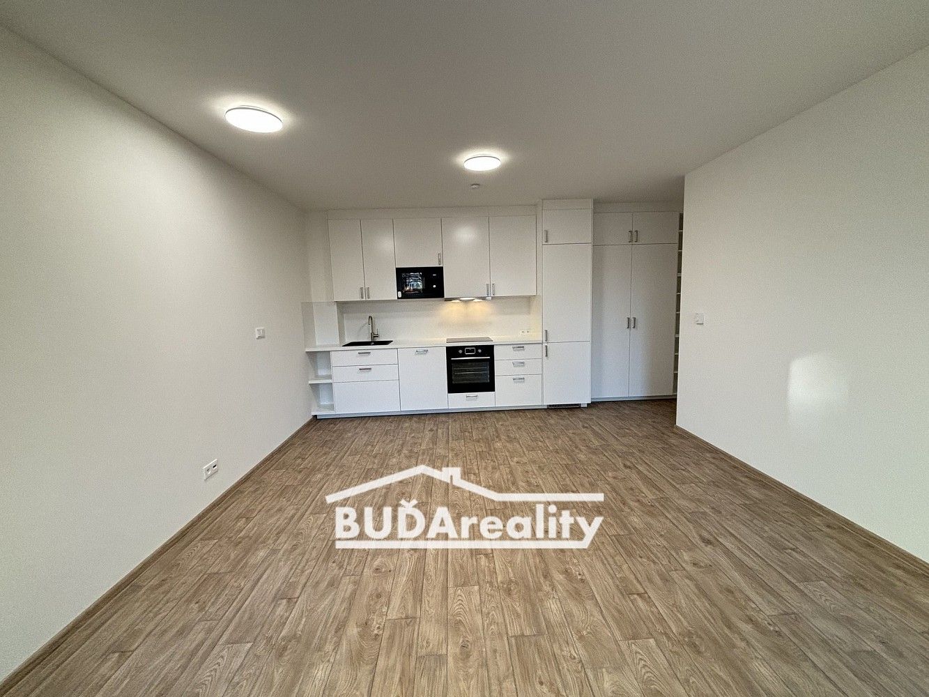 2+kk, Lorencova, Zlín, 58 m² - 2