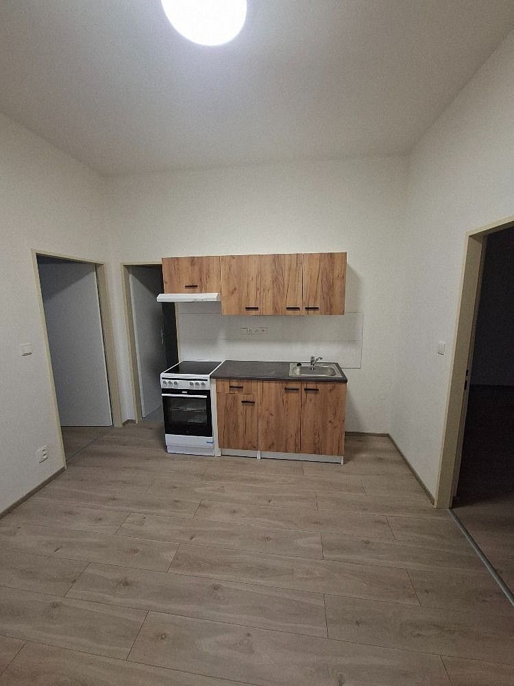 2+1, Praha - Libeň, okres Praha 8, Hlavní město Praha, 50 m² - 1