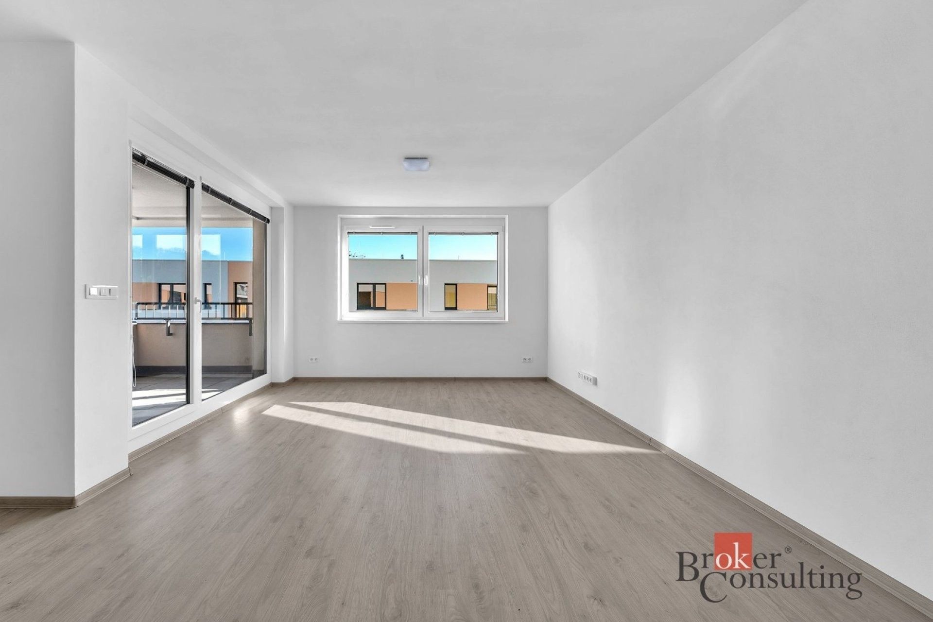 Pronájem byt 2+kk - Pod Svahem,Hradec Králové, 64 m²