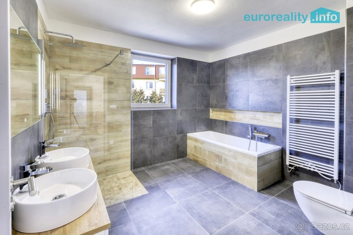 Prodej rodinný dům - Plzeň, 322 00