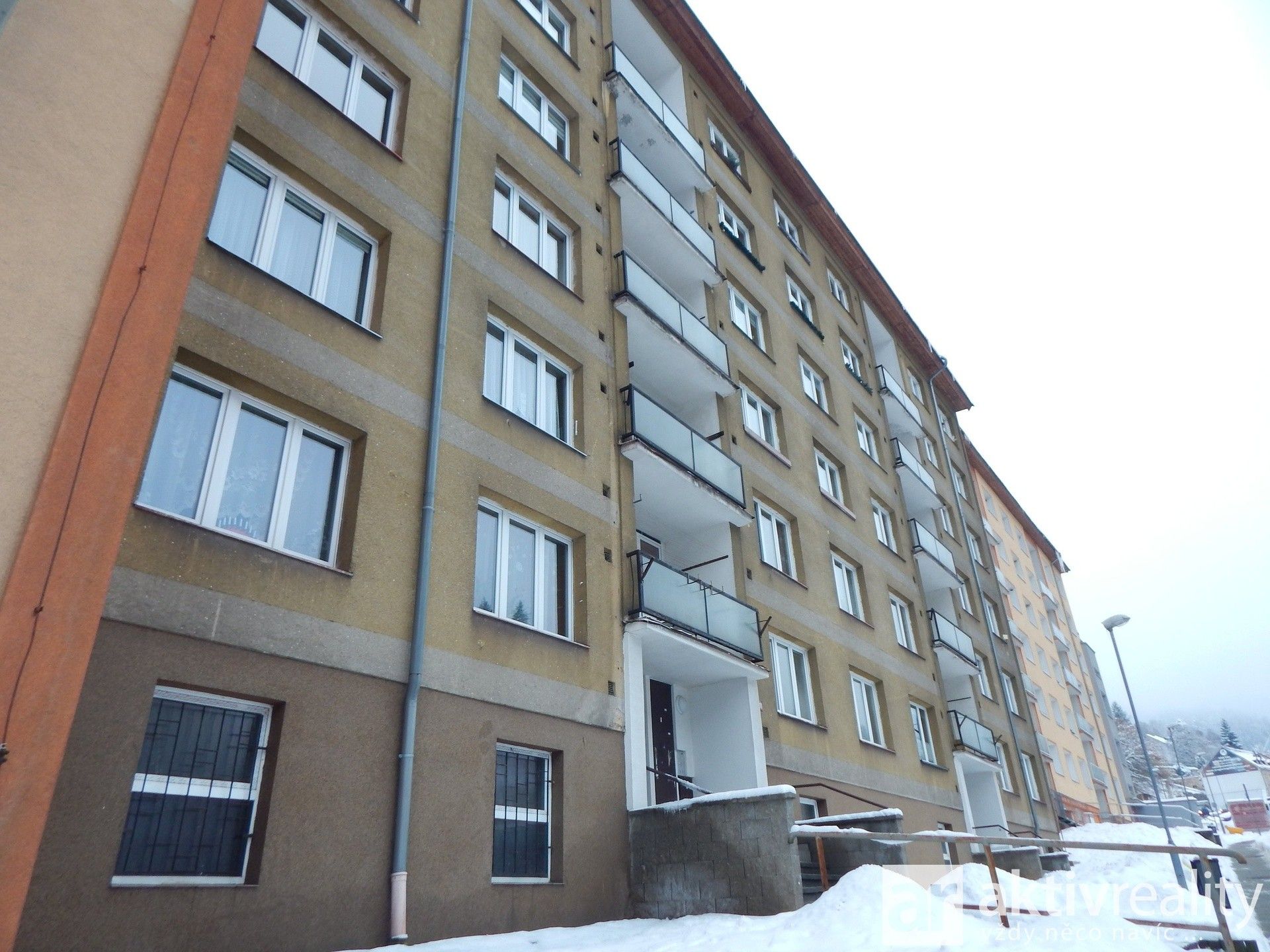 2+1, třída Dukelských hrdinů, Jáchymov, 61 m²
