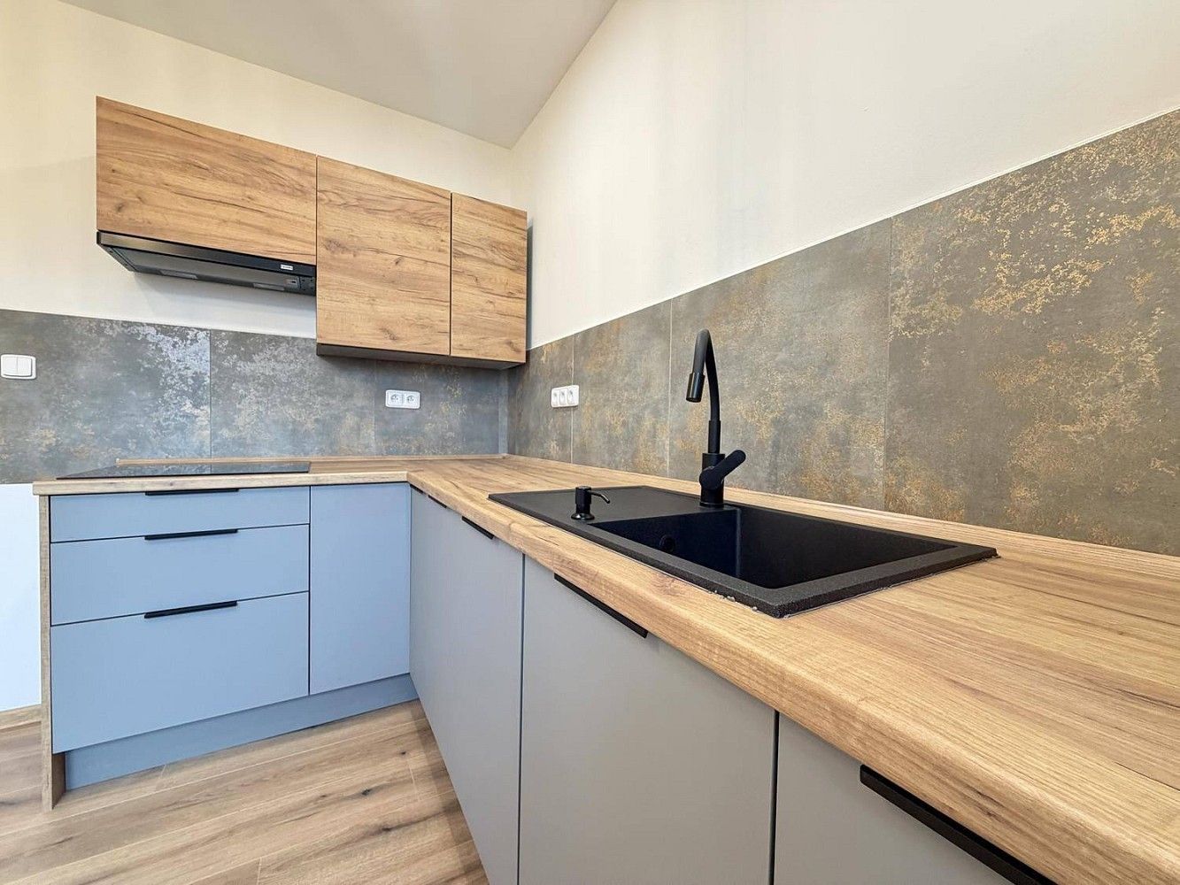 1+1, Orlová - Lutyně, okres Karviná, Moravskoslezský kraj, 40 m² - 1