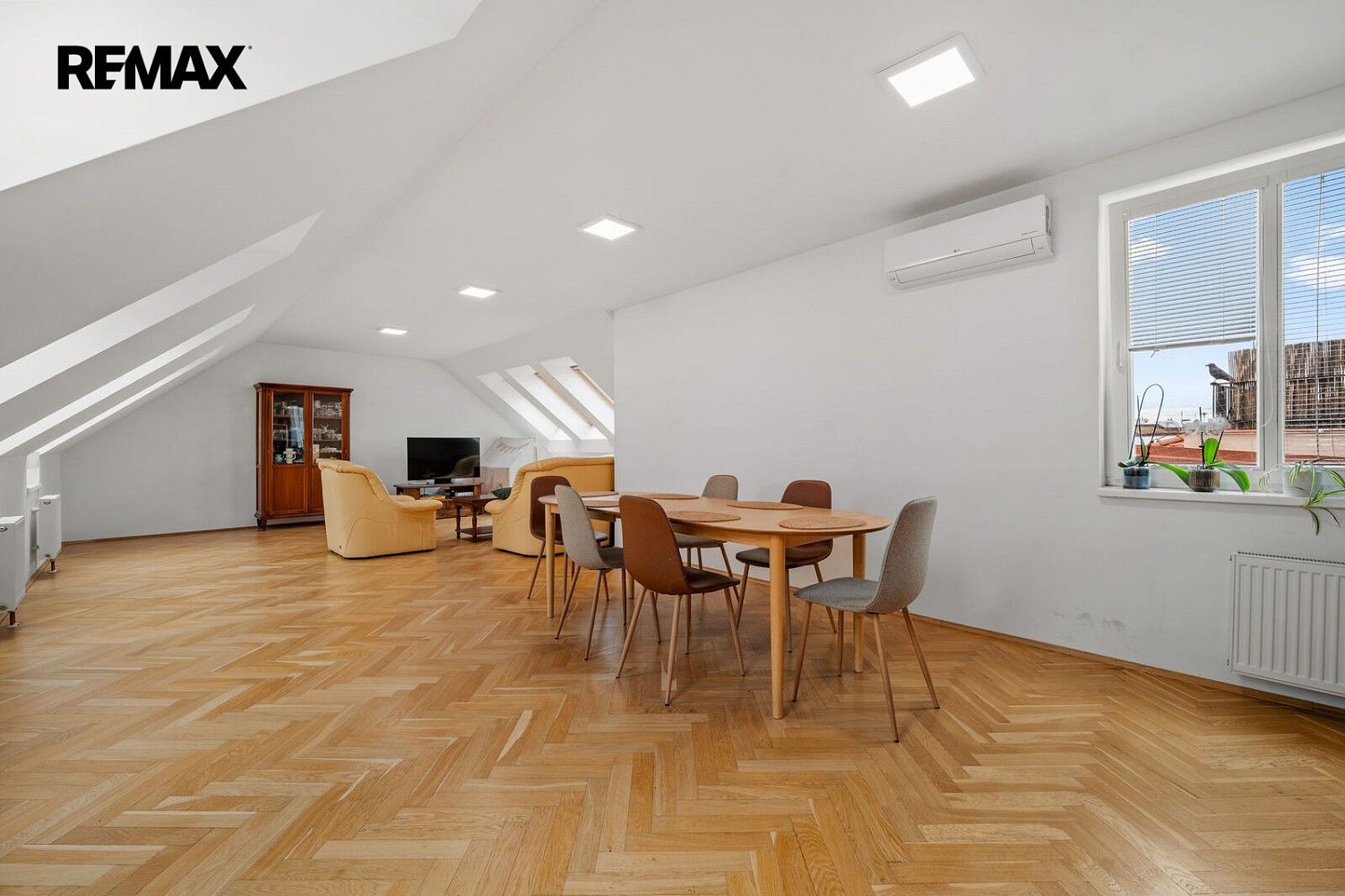 Prodej byt 3+1 - Praha - Nové Město, okres Praha 2, Hlavní město Praha, 155 m² - 5