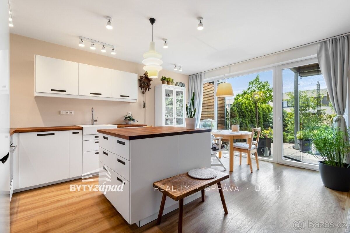 Prodej rodinný dům - Plzeň, 312 00