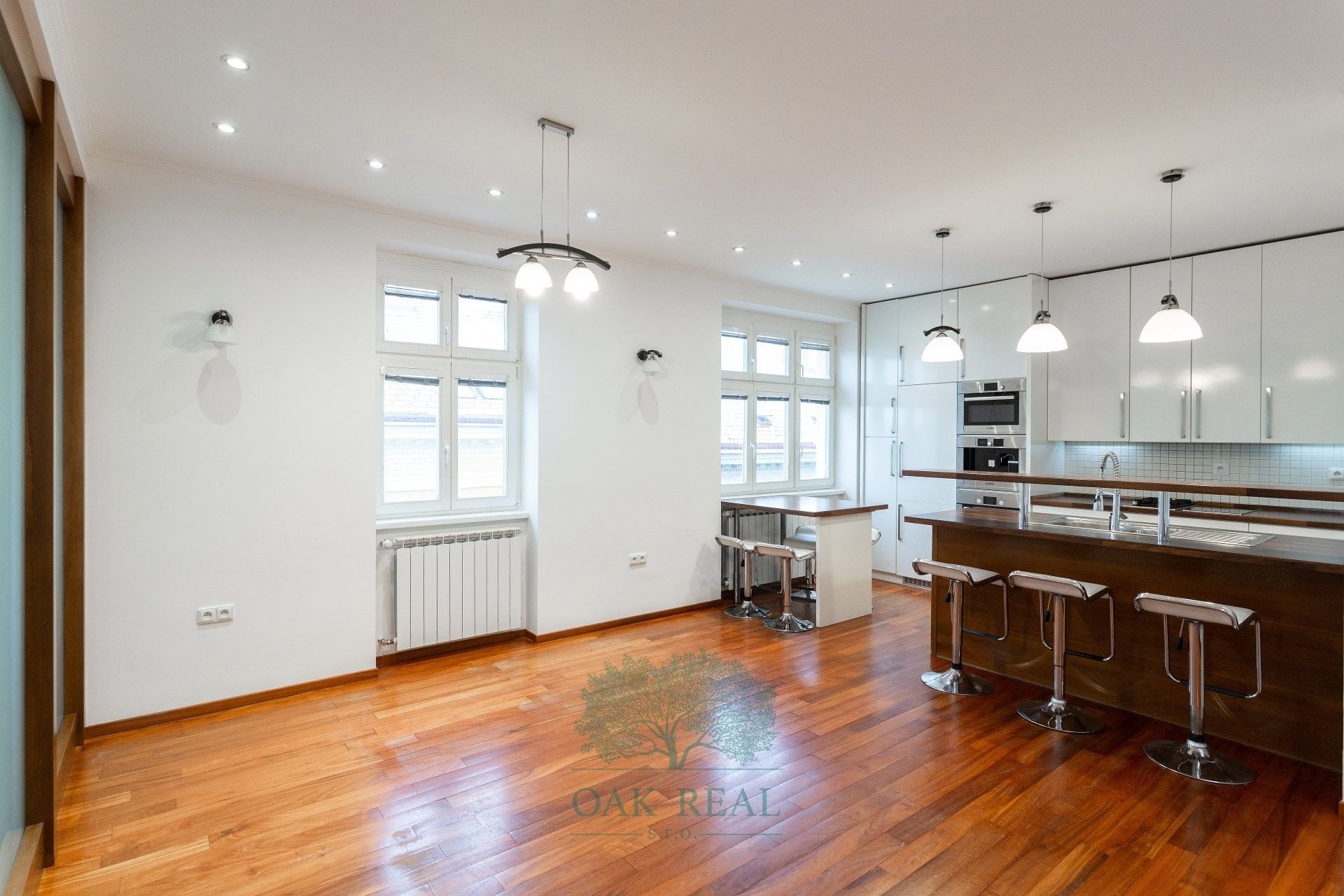 3+kk, Neklanova, Praha, 67 m²