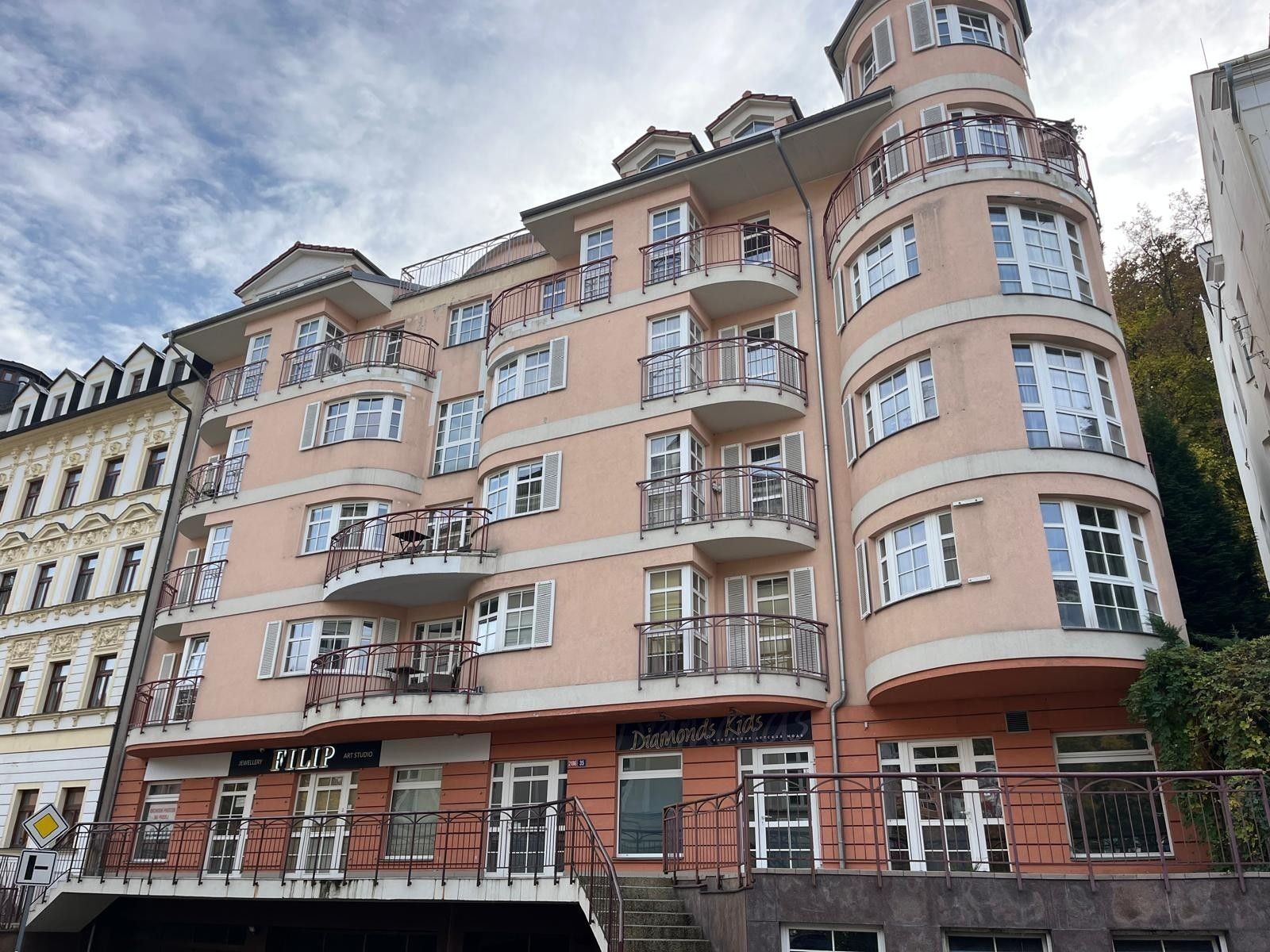 3+kk, Zámecký vrch, Karlovy Vary - Karlovy Vary, Karlovarský kraj, 106 m² - 1