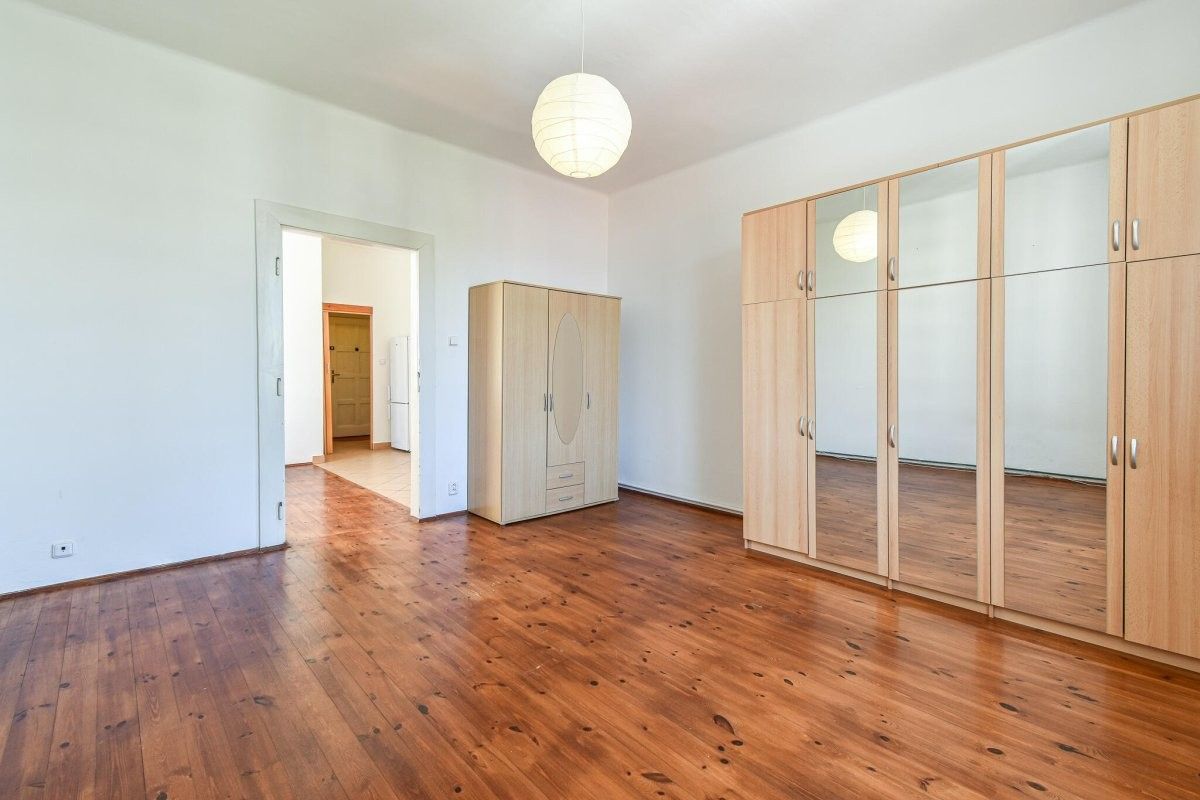 2+kk, Nuselská, Praha, 44 m²