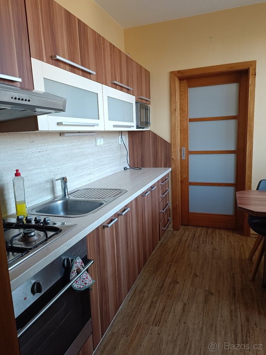 Prodej byt - Veselí nad Moravou, 698 01 - 2