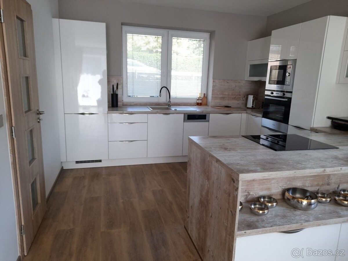 Prodej rodinný dům - Dolany u Olomouce, 783 16