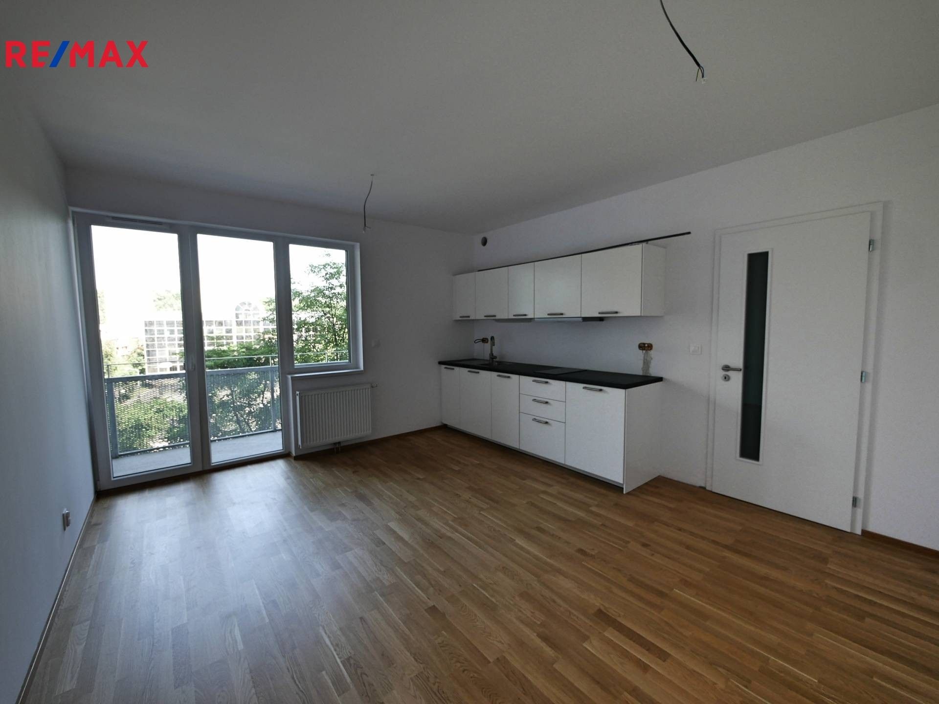 Pronájem byt 1+kk - Hadovitá, Praha, 38 m²