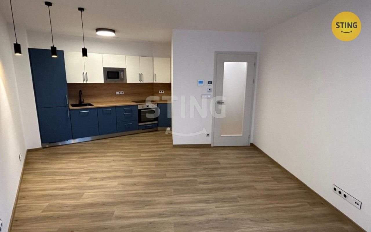 Pronájem byt 3+kk - Husova, Pardubice, 60 m²