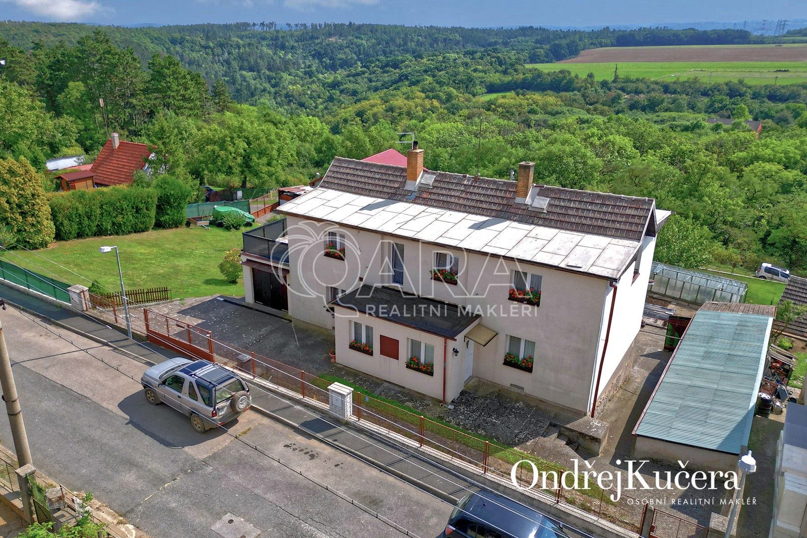 Rodinné domy, Dolejší, Kosoř, 250 m²