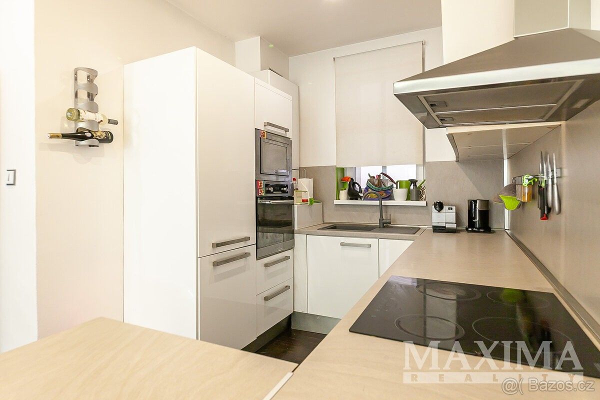 Prodej byt 2+1 - Praha, 100 00, 74 m²