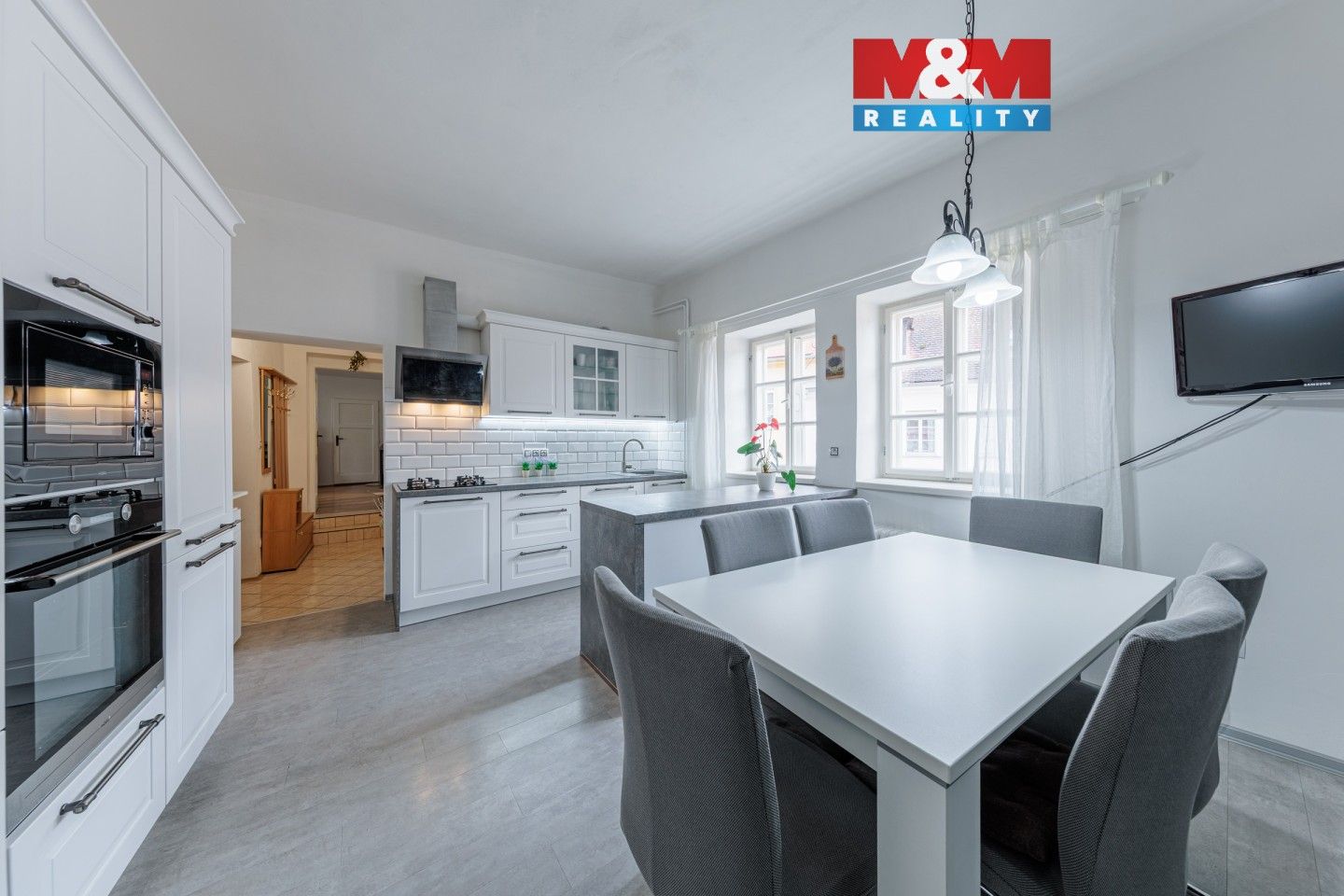 Rodinné domy, Kostelní náměstí, Cheb, 148 m²