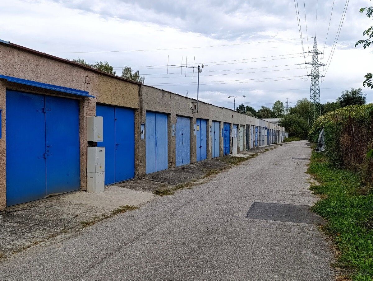 Garáže, Ostrava, 723 00 - 1