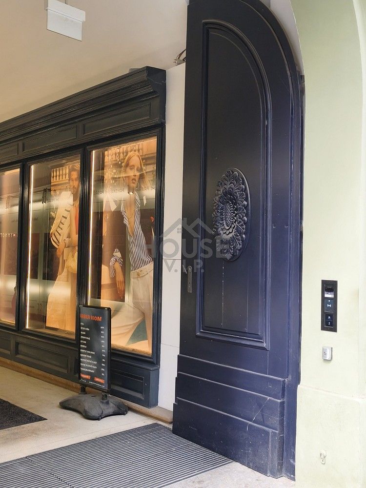 Obchodní prostory · 25 m² · Praha - Nové Město, okres Praha 1, Hlavní město Praha - 3