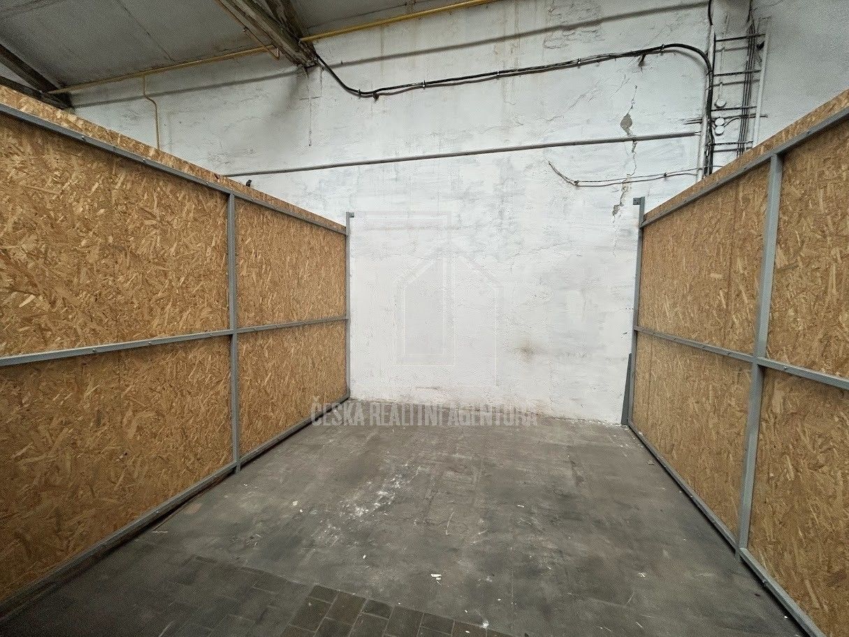 Pronájem sklad - Náchodská, Praha, 22 m²