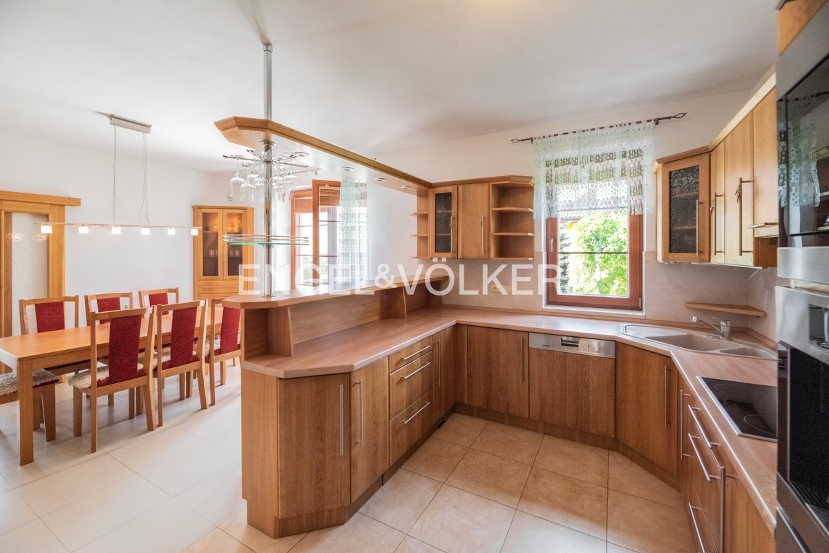 Rodinný dům · 270 m² · Roithova 954, Praha Šeberov - 3
