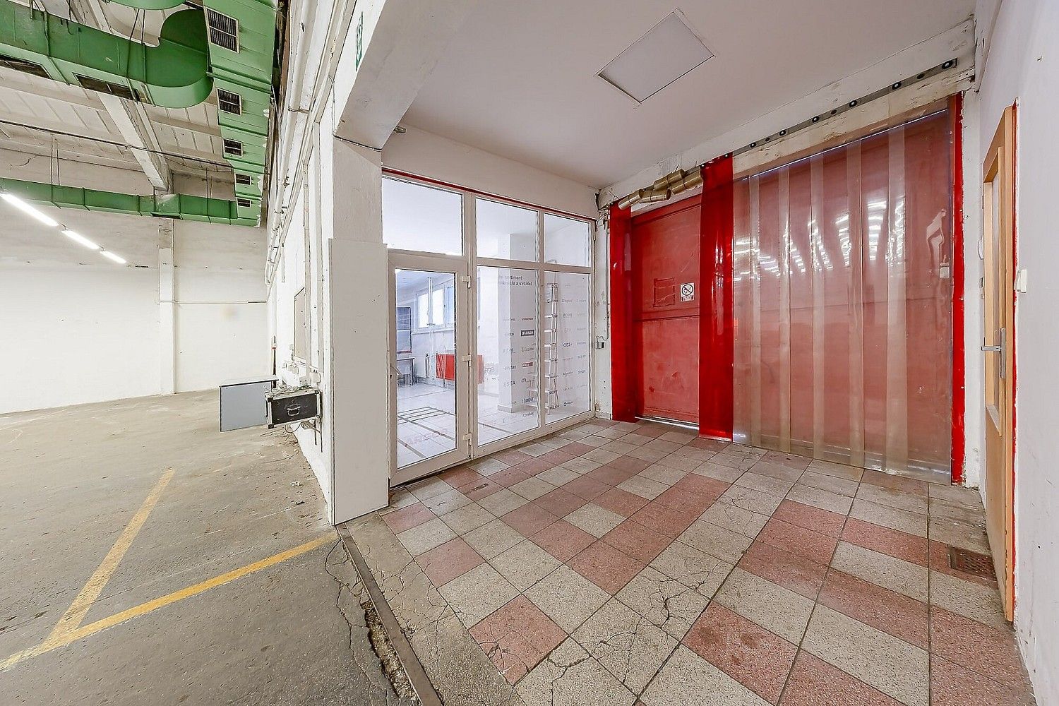 Obchodní prostory · 534 m² · Uherské Hradiště, Zlínský kraj - 3