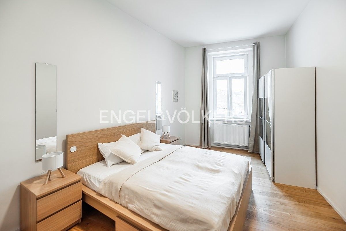 Pronájem byt 2+kk - Plynární 1032, Praha Holešovice, 60 m² - 5