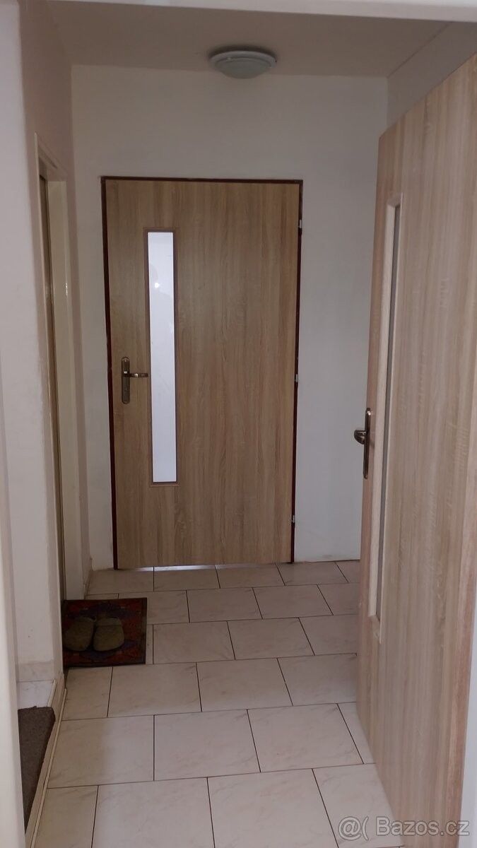 Pronájem byt - Tursko, 252 65