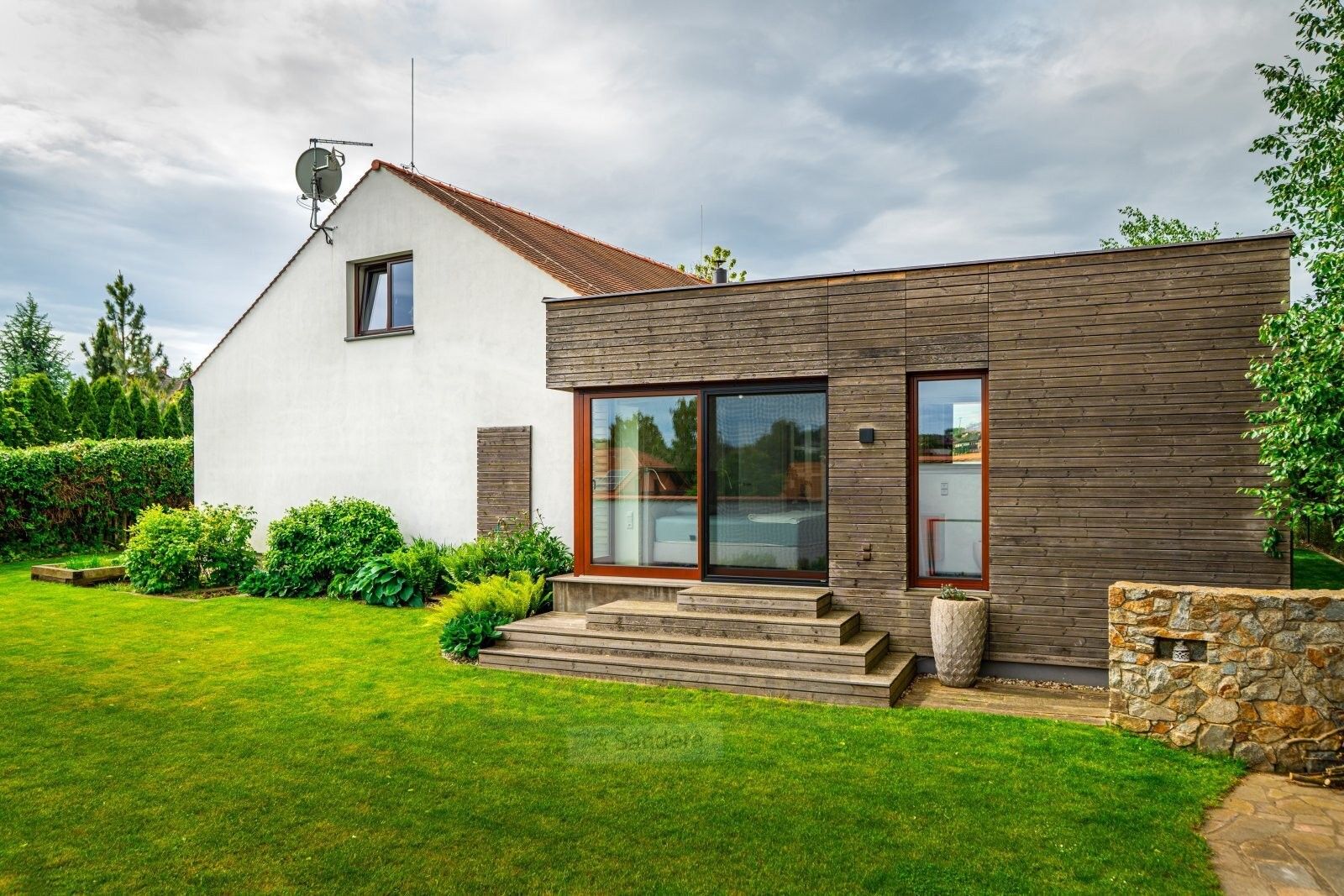 Prodej rodinný dům - Zborovská, Srubec, 308 m²