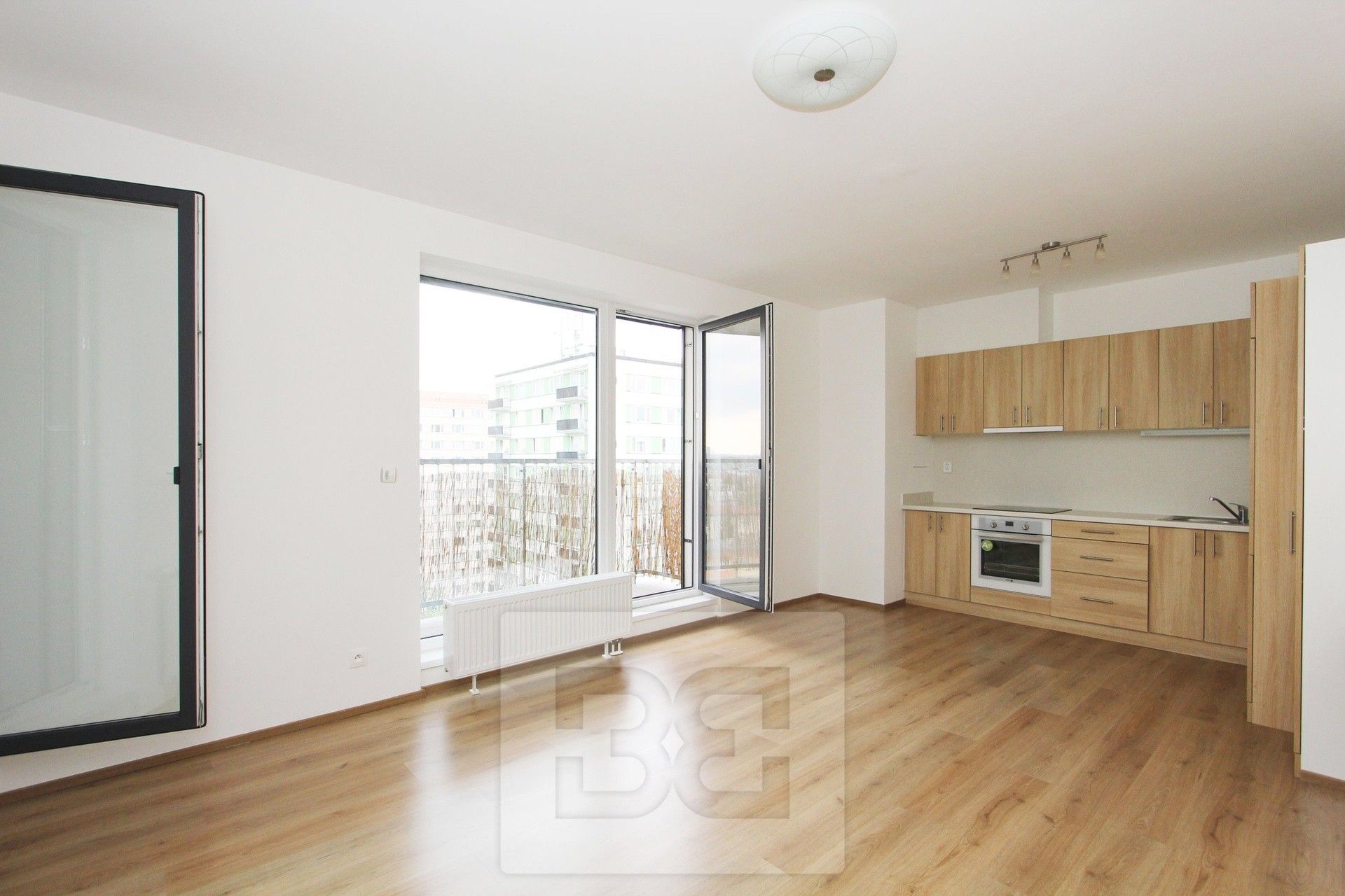 2+kk, Nad úžlabinou, Praha, 74 m²