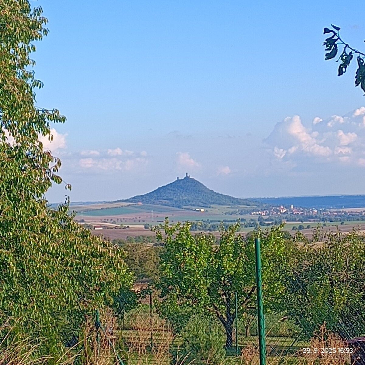 Zahrady, Třebenice, 411 13