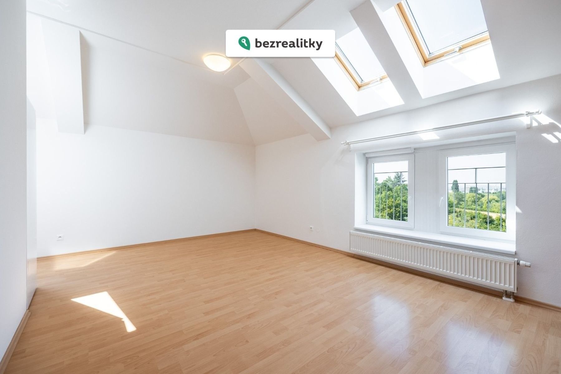 Prodej byt 1+kk - Boloňská 604, Praha Horní Měcholupy, 38 m² - 5