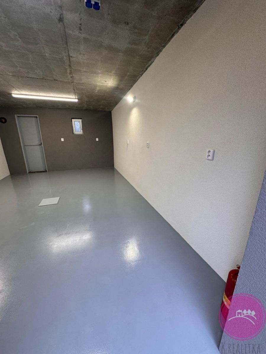 Prodej garáž - Holice, Olomouc, 28 m²