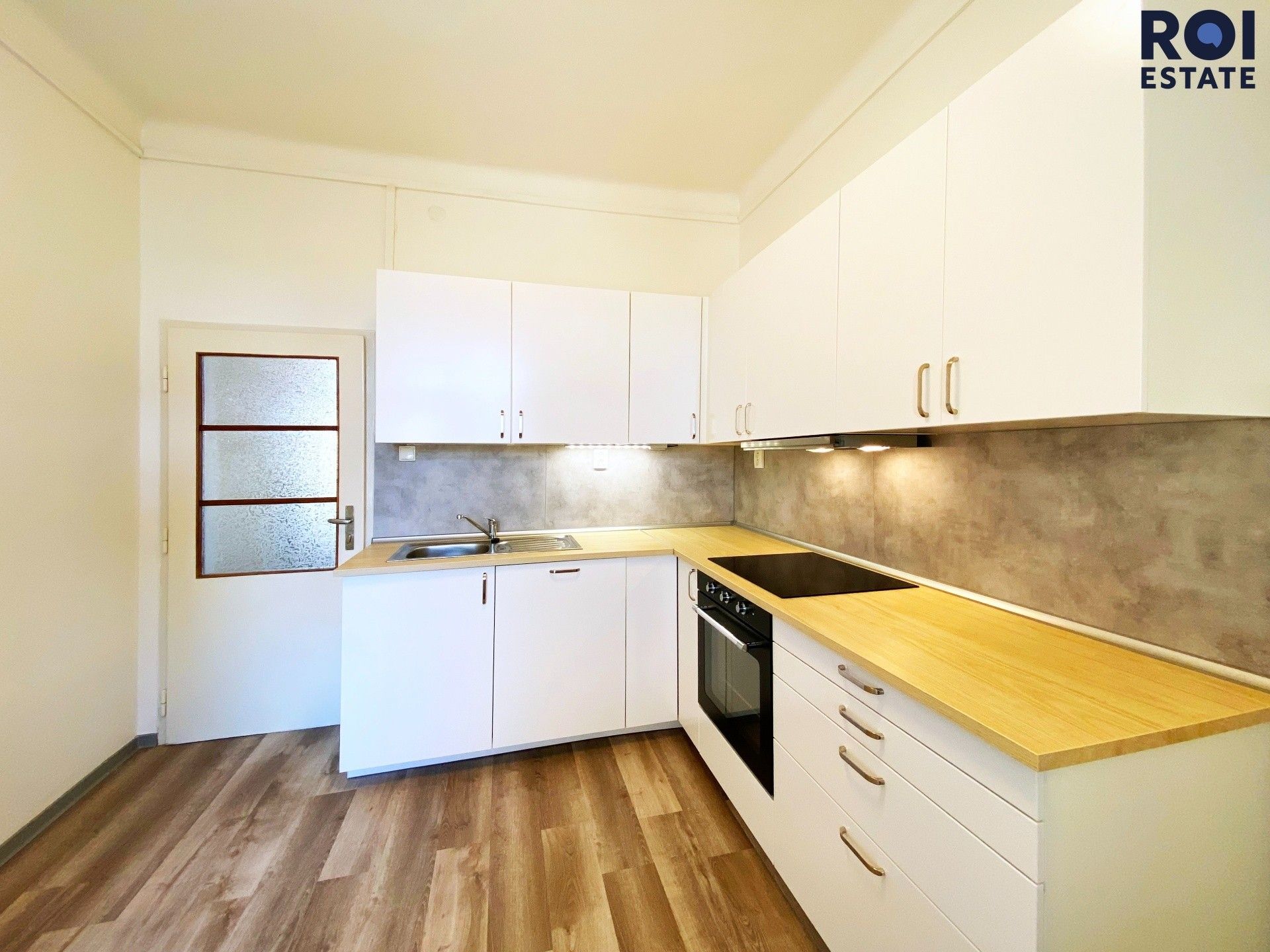 4+1, Slovanské náměstí, Brno, 107 m²