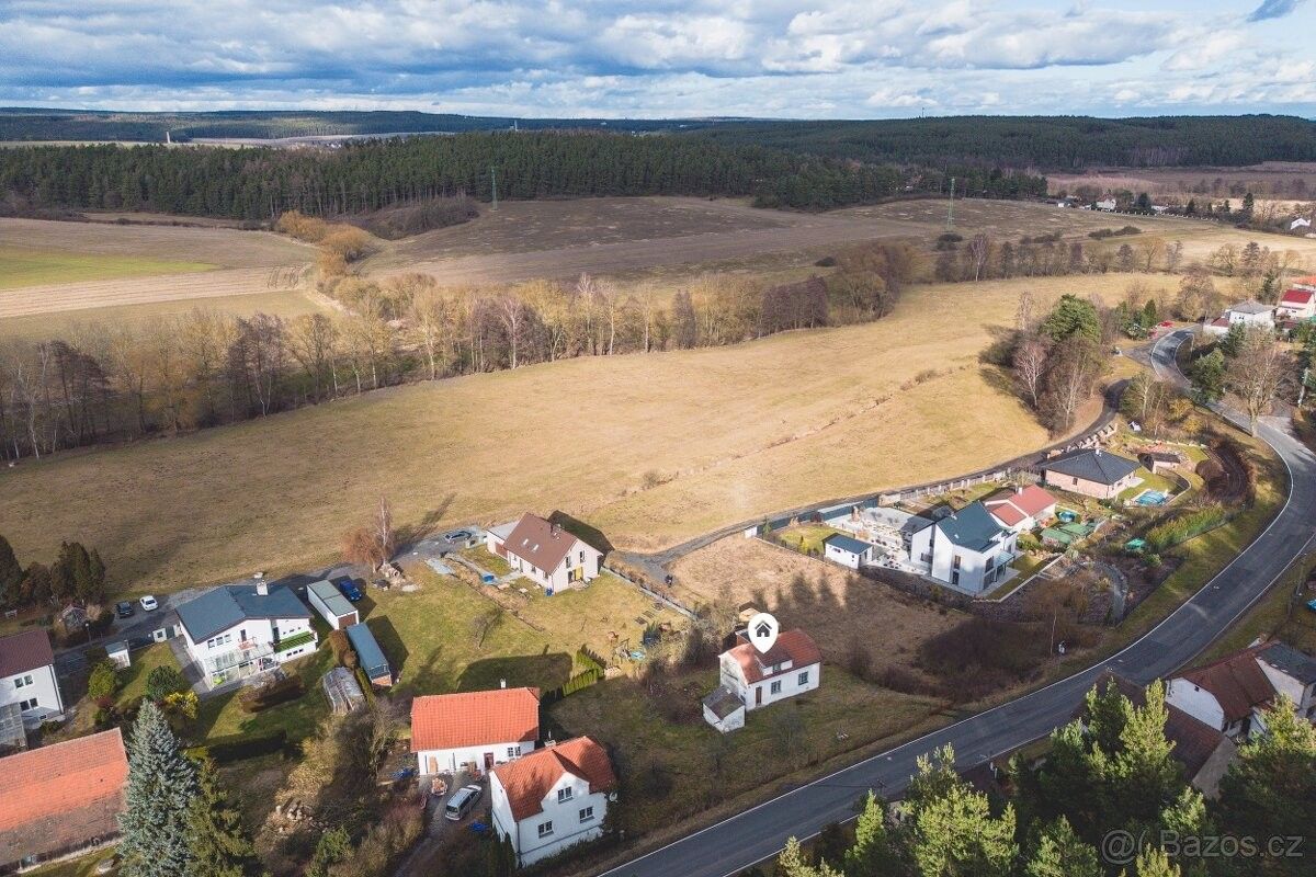 Prodej rodinný dům - Ledce u Plzně, 330 14