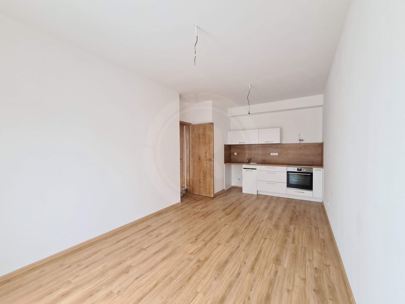 2+kk, Platanová, České Budějovice, 40 m²